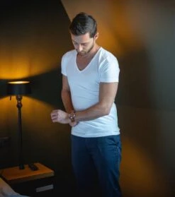 Suitable - T-shirt Wit Diepe V-hals Vitaru Stretch 2 Pack - Maat L - Slim-fit -LingaDore Ondergoed Winkle 1064x1200 4