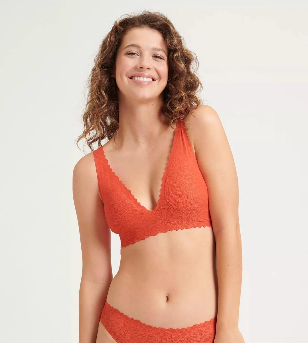 Sloggi Zero Feel Lace 2.0 Bralette Beha - Maat M 4 Sloggi Zero Feel Lace 2.0 Bralette Beha - Maat M - Afbeelding 2