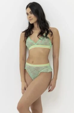 Mey Poetry Style Triangel BH Groen S -LingaDore Ondergoed Winkle 784x1200 1