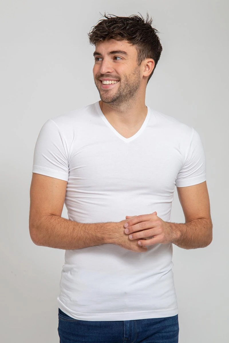 Suitable - T-shirt Wit V-hals Vita 2 Pack - Maat L - Modern-fit 6 Suitable - T-shirt Wit V-hals Vita 2 Pack - Maat L - Modern-fit - Afbeelding 4