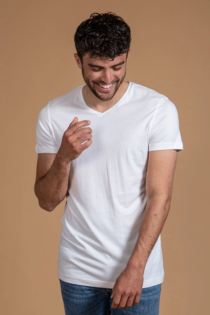 Suitable - T-shirt Wit V-hals Vita 2 Pack - Maat L - Modern-fit 7 Suitable - T-shirt Wit V-hals Vita 2 Pack - Maat L - Modern-fit - Afbeelding 5