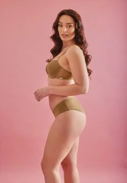 Sapph Fabulous Padded Bra 22 Sapph Fabulous Padded Bra -LingaDore Ondergoed Winkle 831x1200 68