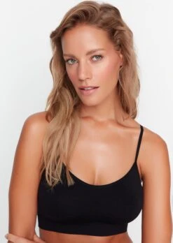 Trendyol Vrouwen Standaard Arm Basis BH