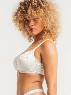 Louisa Bracq Electric Waves Beugel BH Wit 100 D -LingaDore Ondergoed Winkle 900x1200 1